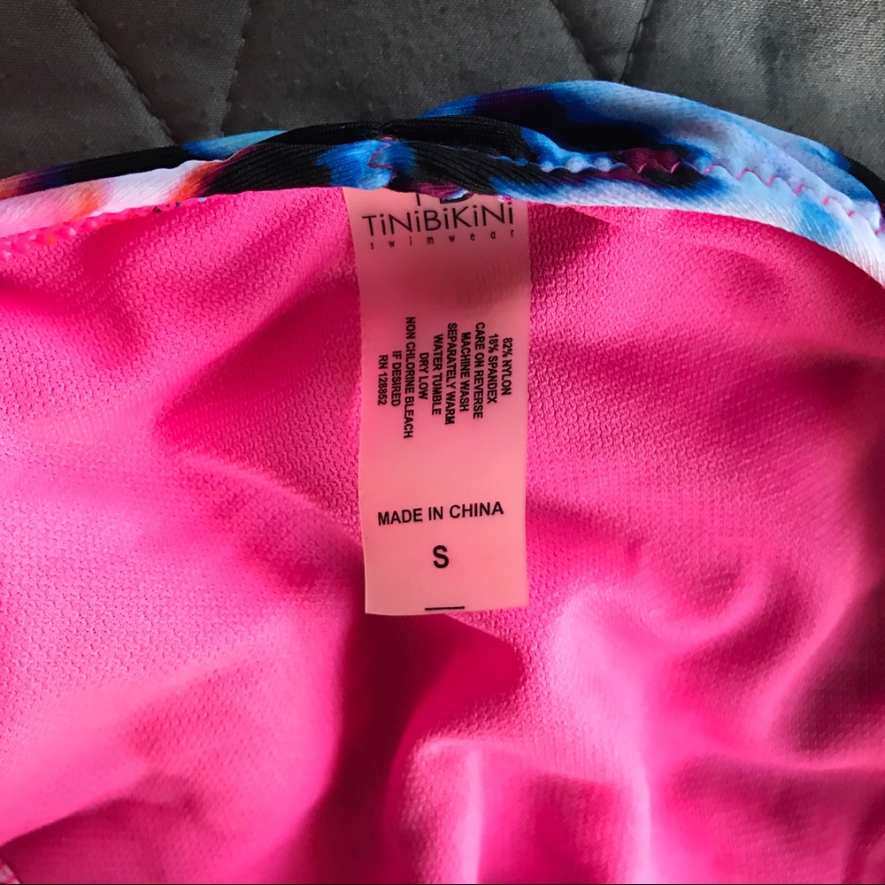 NWOT Colorful Bikini Set Size Small - Picture 5 of 5