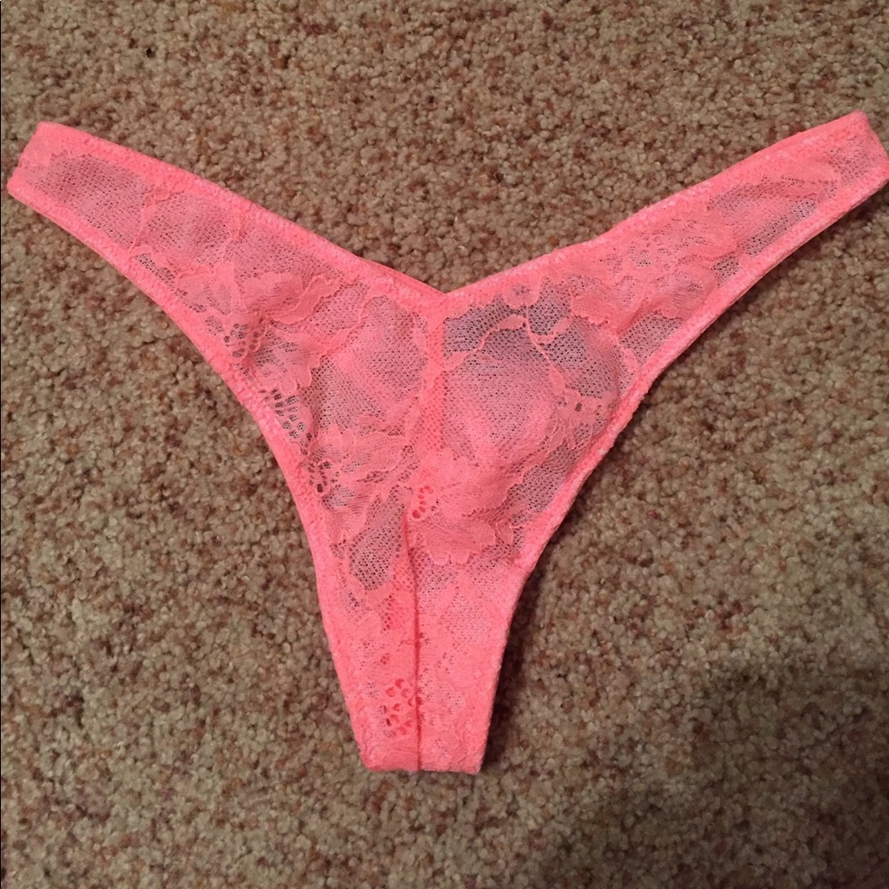 Victoria's Secret XS Thong NWOT