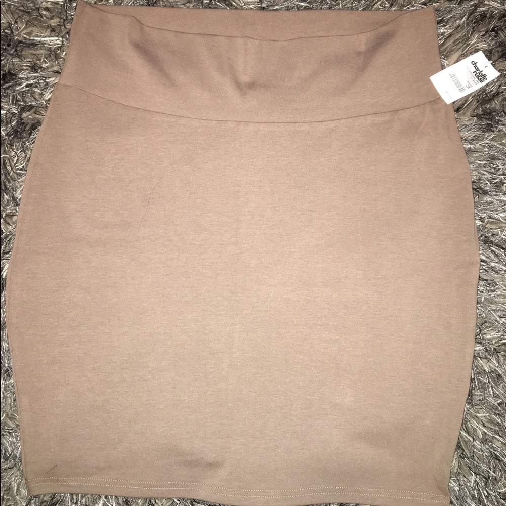 Various Color Plus Size Skirts - Picture 4 of 5