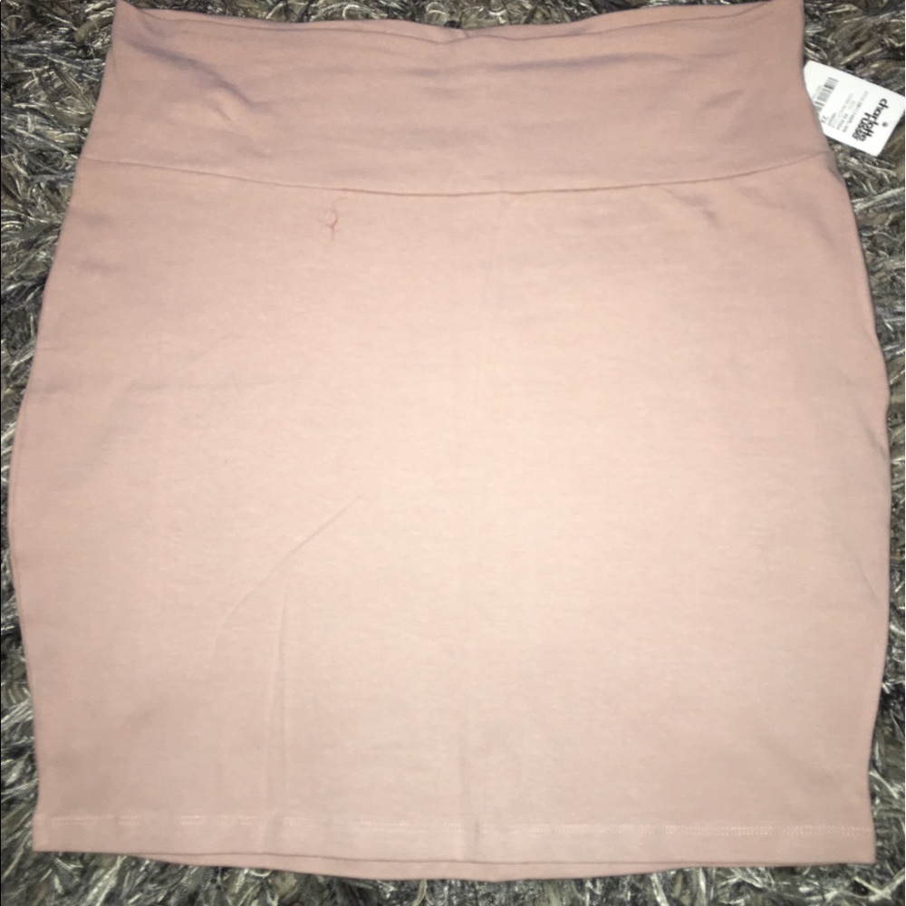 Various Color Plus Size Skirts - Picture 5 of 5