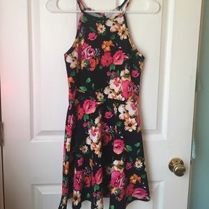 super cute floral dress