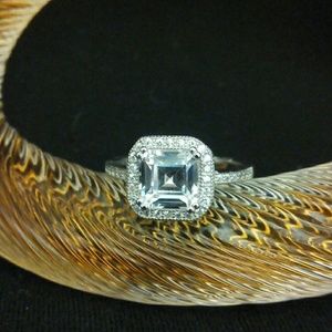 Sz7 Sterling Asscher Halo ring