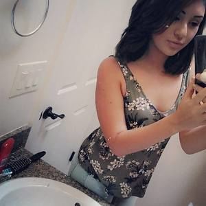 Meet your Posher, Miriam