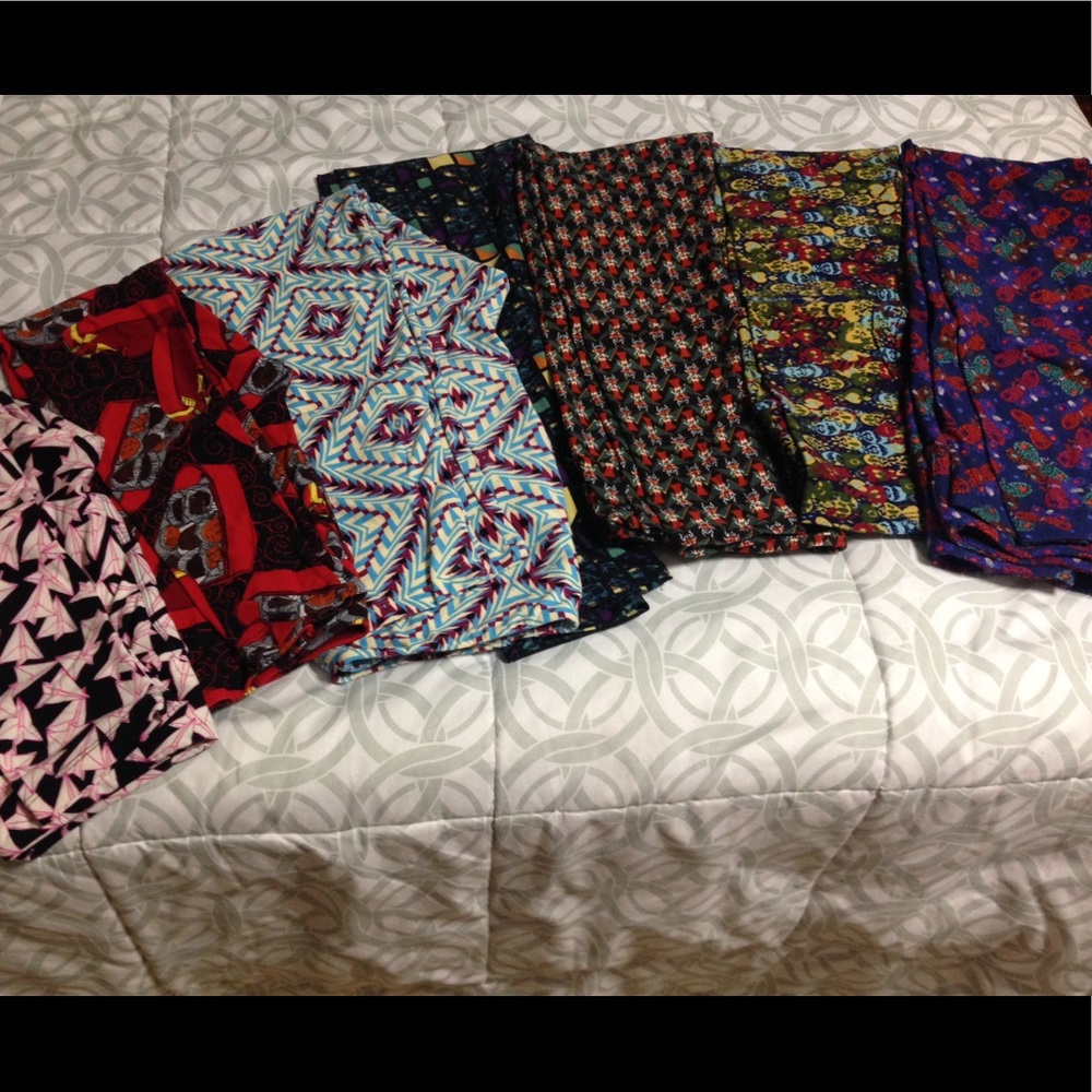 7 pair of LULAROE leggings some unicorns