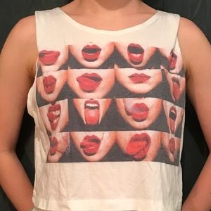 Mouth crop top