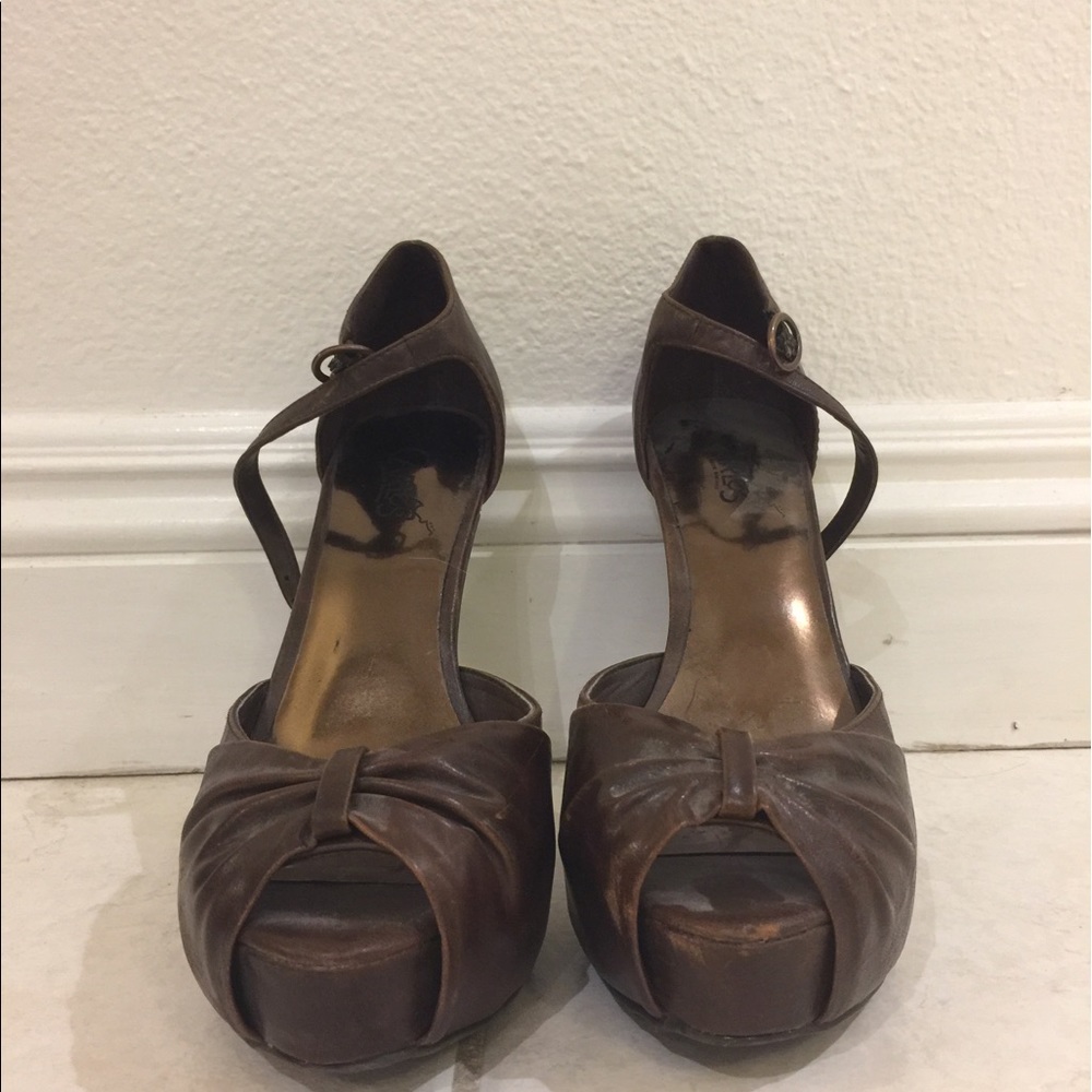 Carlos Santana Heels