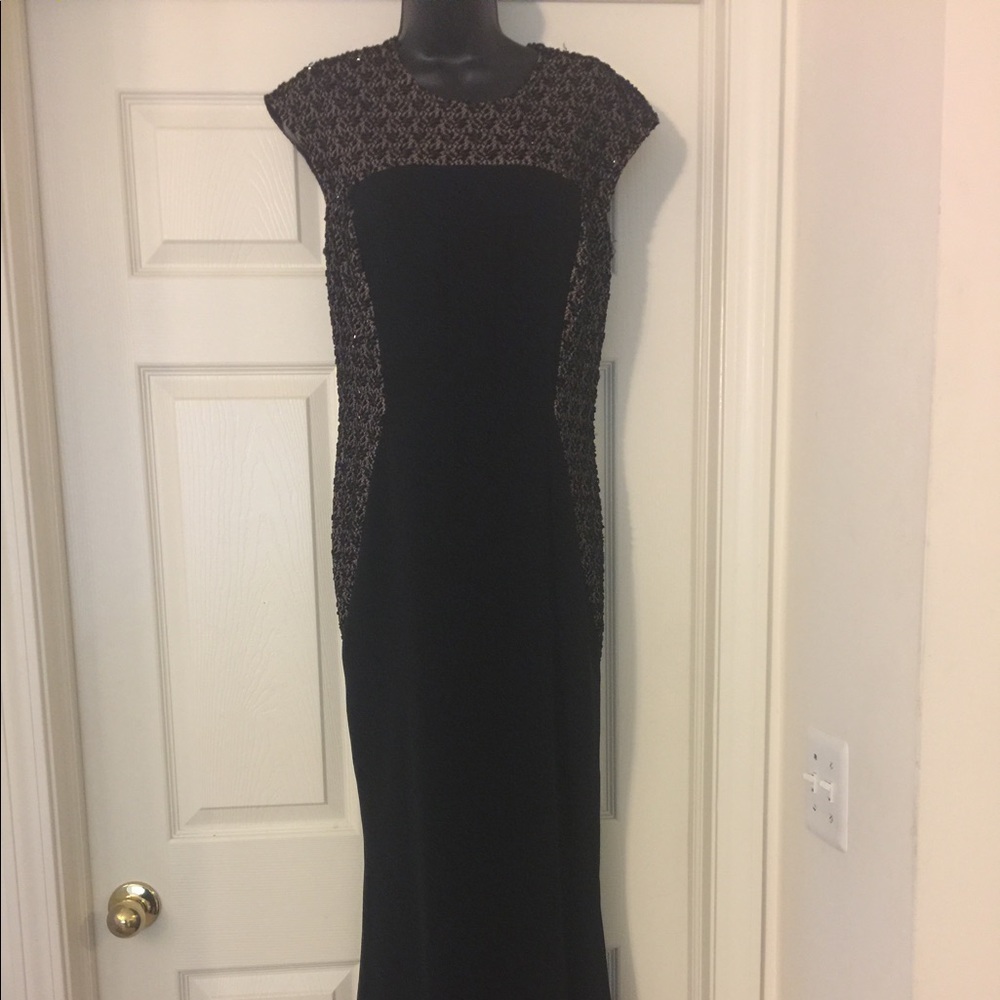 Carmen Marc Valvo couture gown with beaded sides