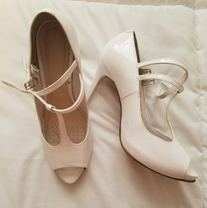 Andrea white shoes