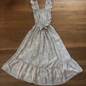 Sweet Little Vintage Dress