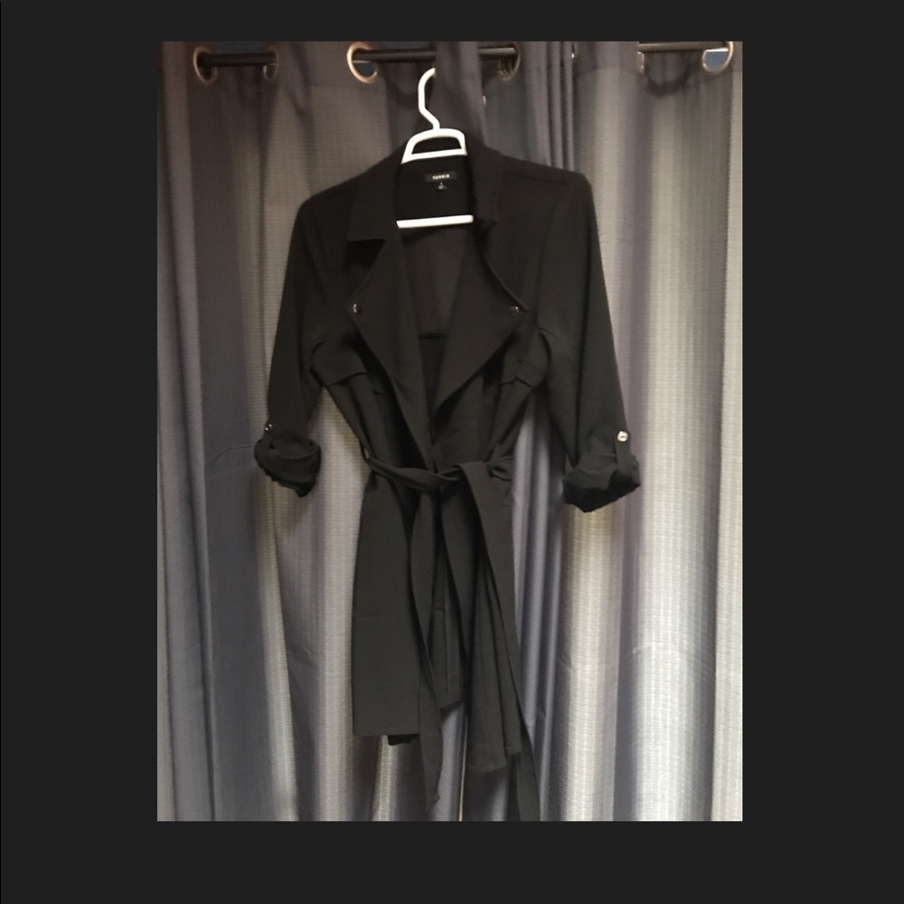Torrid size 1 trench coat with belt