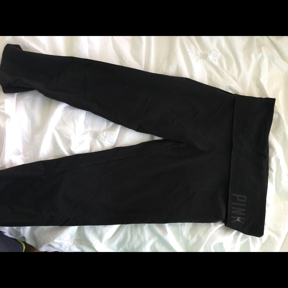 PINK crop yoga leggings