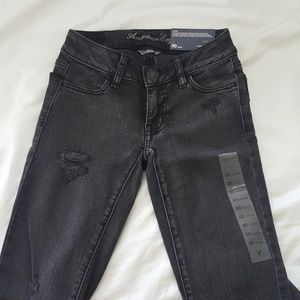 NWT American Eagle Skinny Jeans