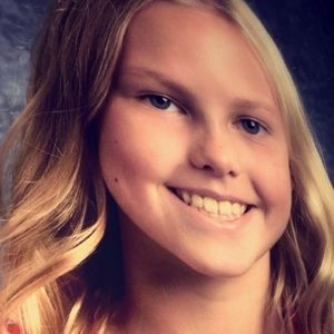 Meet your Posher, Maya