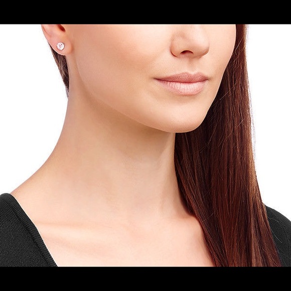 SWAROVSKI EARRINGS - Picture 5 of 7