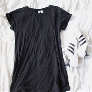 Black short T-shirt dress