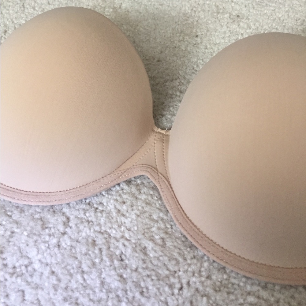 Dillard's Strapless Sticky Bra