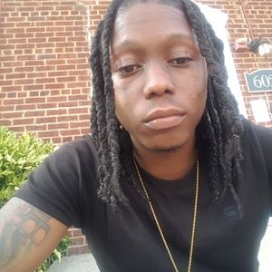 Meet your Posher, Malik