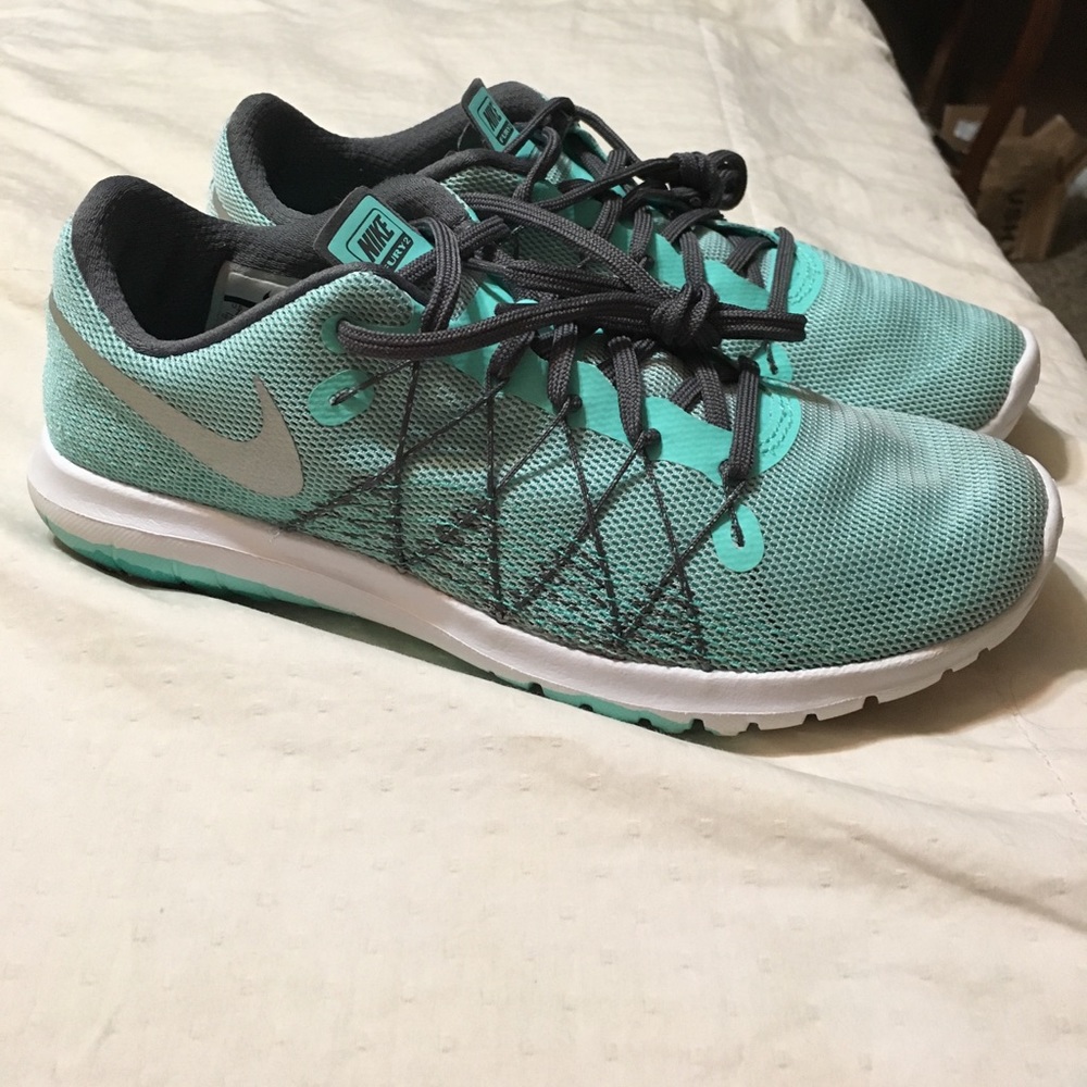 Nike women's flex fury 2 running shoes (turquoise)
