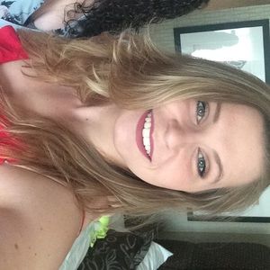 Meet your Posher, Deirdra