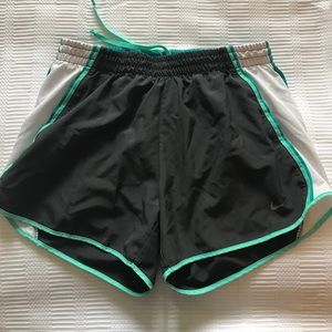 Nike Dri-Fit shorts sz S