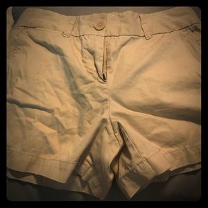 Kahki shorts