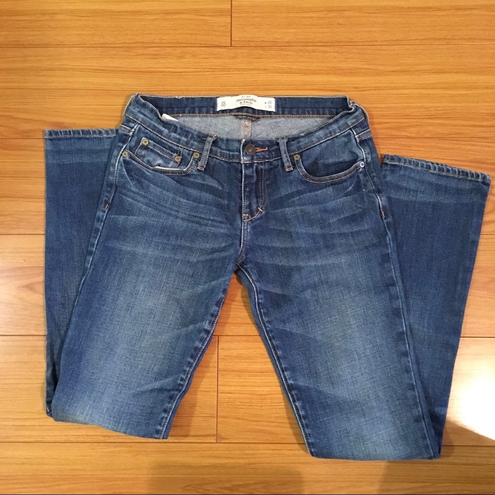 Abercrombie & Fitch Erin Skinny Jeans.