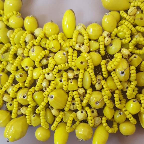 The popular wire beads necklaces are back! - Picture 2 of 3