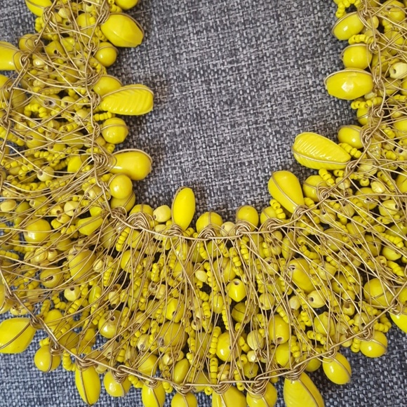 The popular wire beads necklaces are back! - Picture 3 of 3