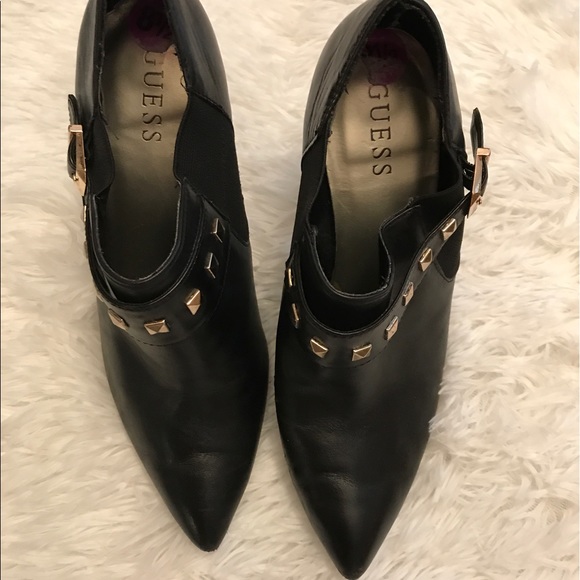 🌺GUESS studded booties🌺 - Picture 2 of 3