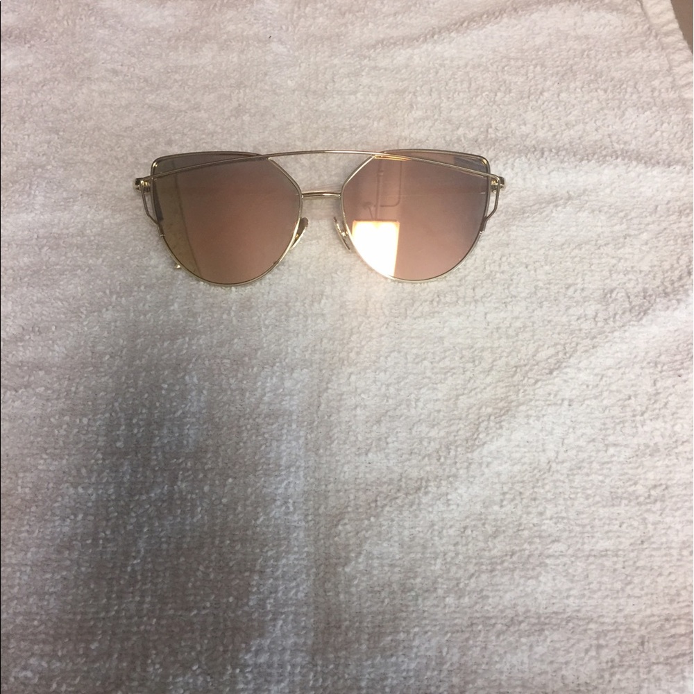 Brand new gold mirrored lens sunglasses.