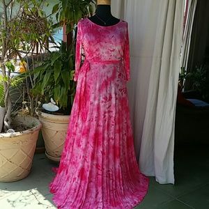 NWOT Hot Pink Tye Dye Maxi Dress