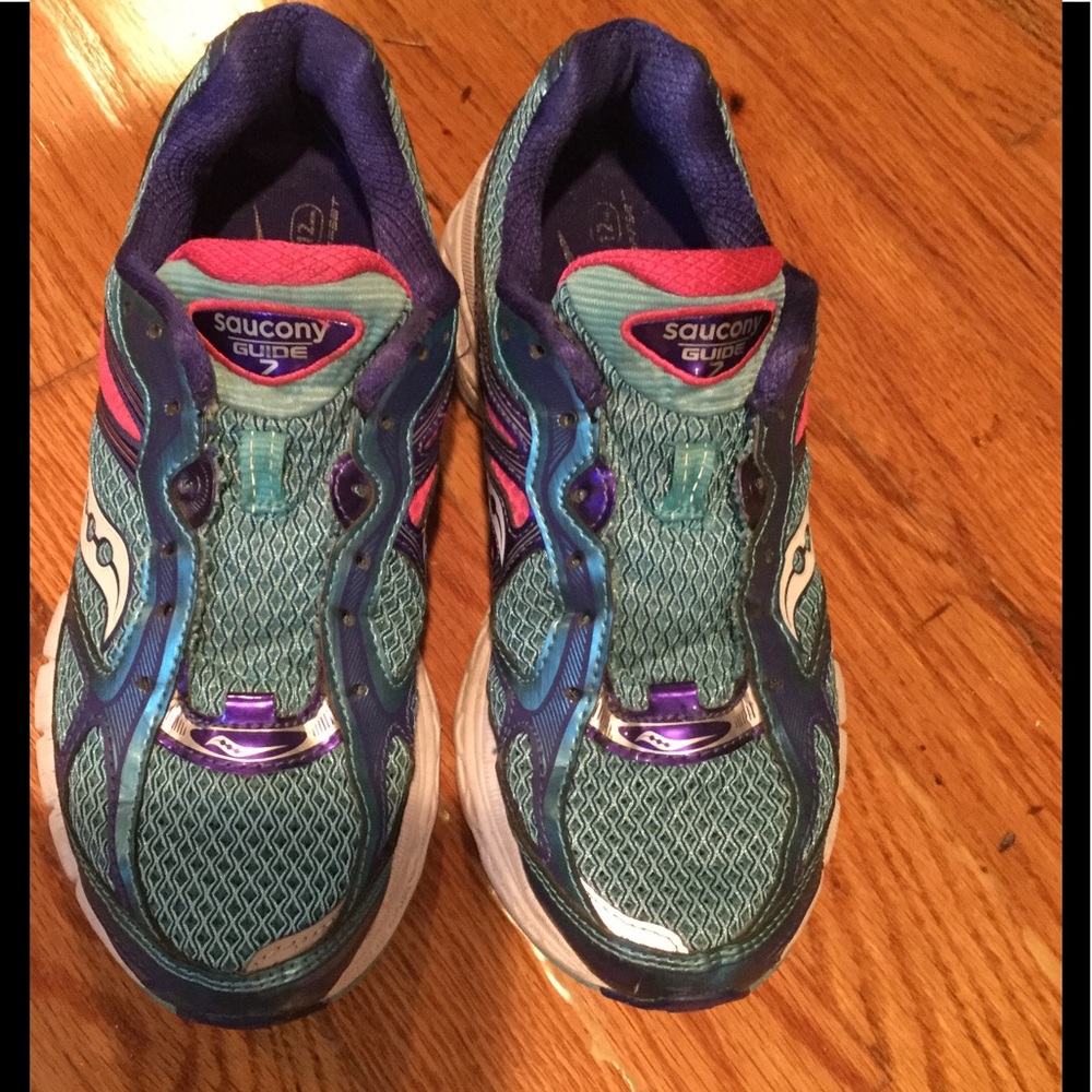 🌟Saucony Guide 7 running sneaker