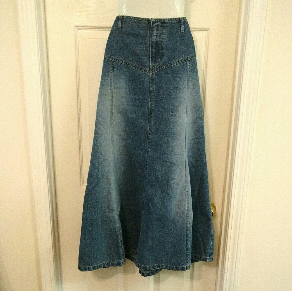 Cute Long Flared Denim Skirt