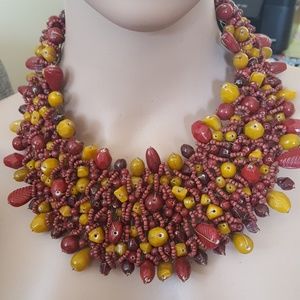 The popular wire beads necklaces are back!