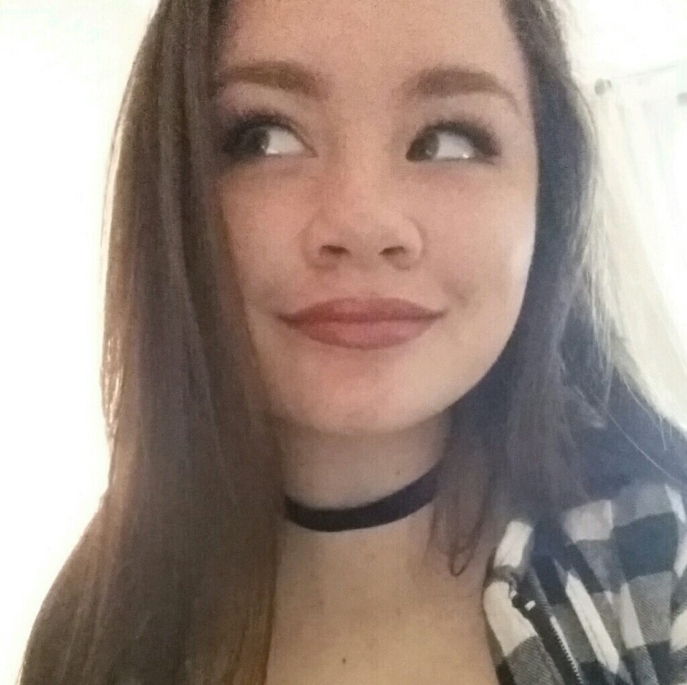 Meet your Posher, Meegan