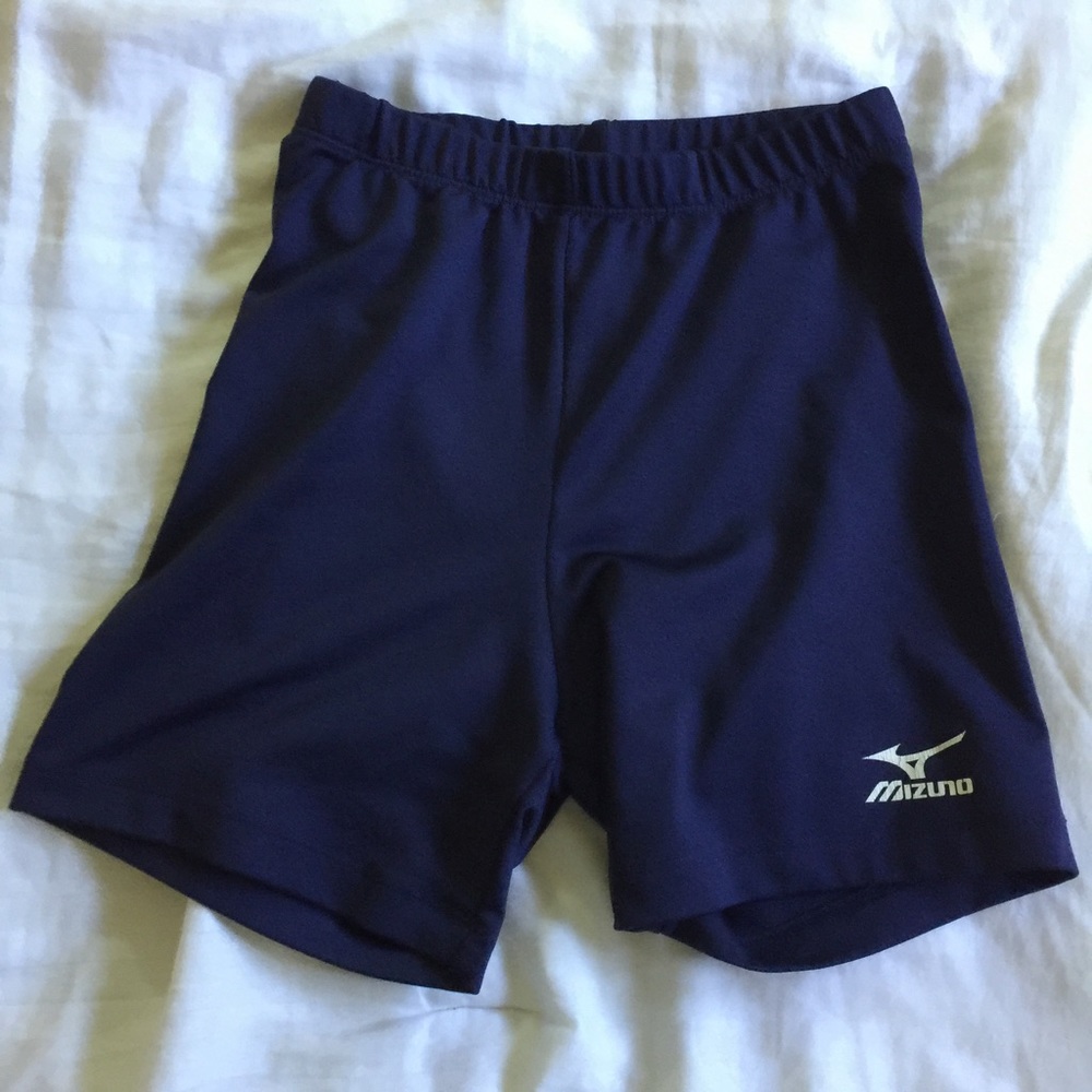 Navy spandex/ compression shorts! Gently used