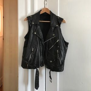 Self made Moto vest, vintage heavy leather. Size M