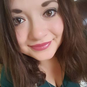 Meet your Posher, Brandi