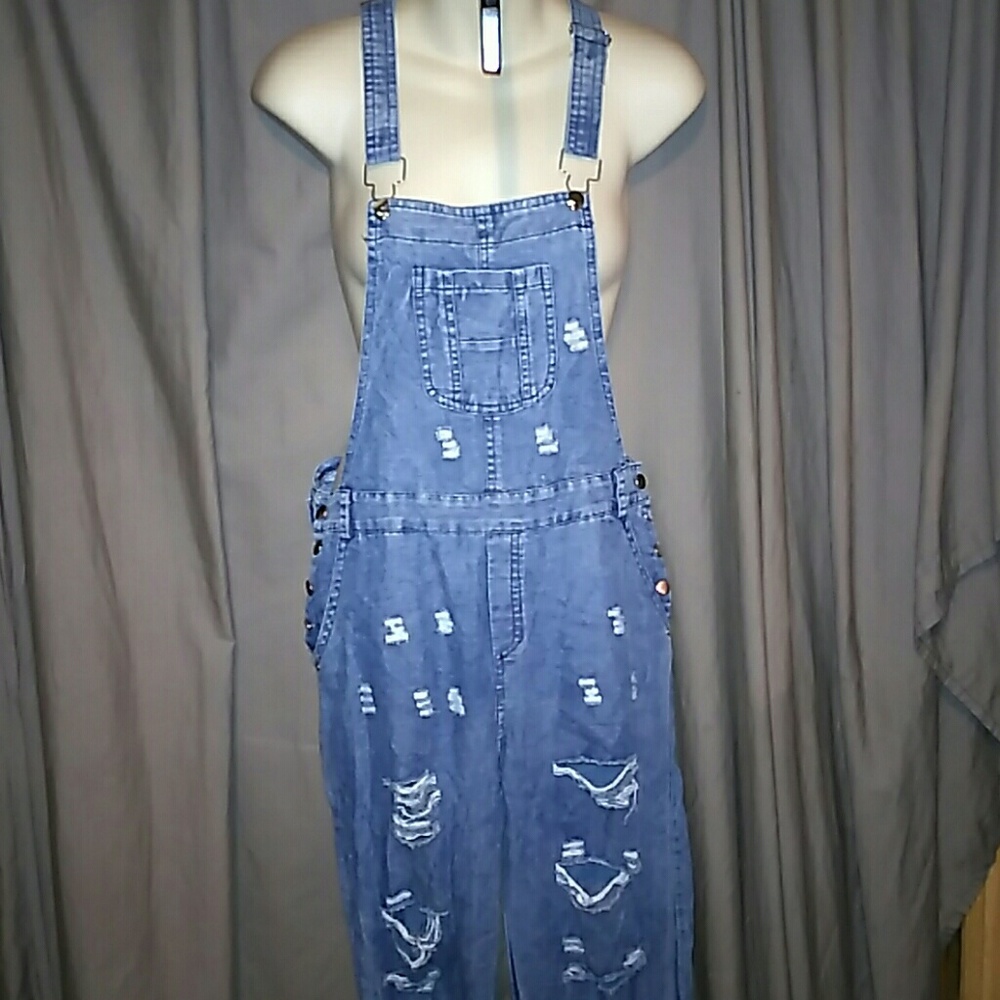 NWOT distressed, razor-back overalls