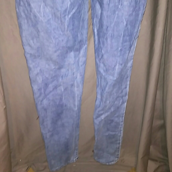 NWOT distressed, razor-back overalls - Picture 6 of 7