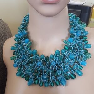 The popular wire beads necklaces are back!