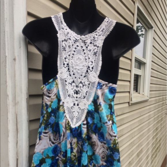 Floral tank top - Picture 5 of 5