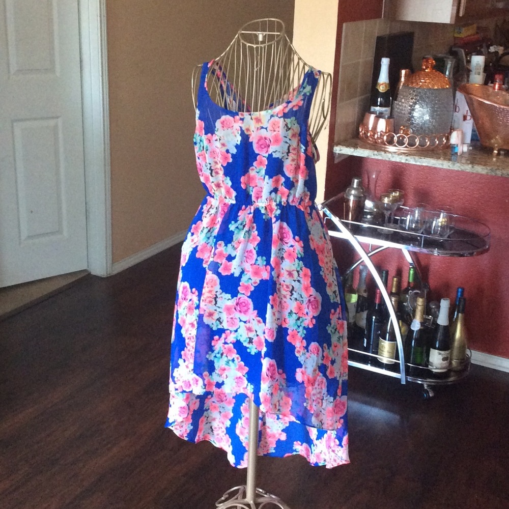 A flirty Candie's dress🌺🎀