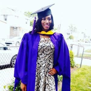 Meet your Posher, Debbie