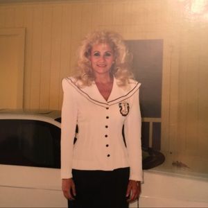 Meet your Posher, Yvonne