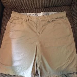 Ladies shorts