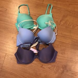 New w/o tag bras