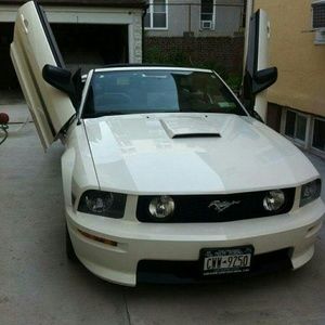 Meet your Posher, Junaid