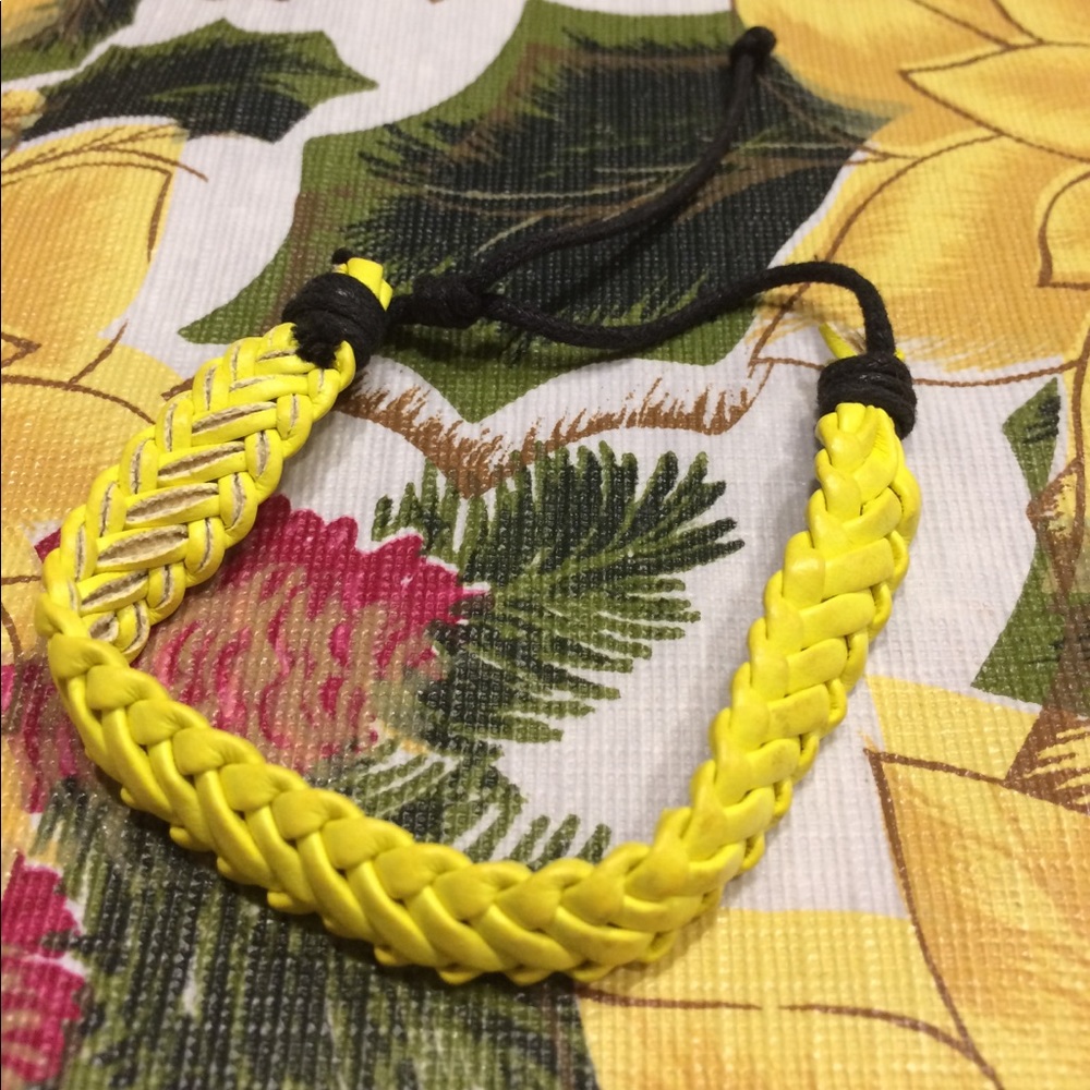 Bracelet