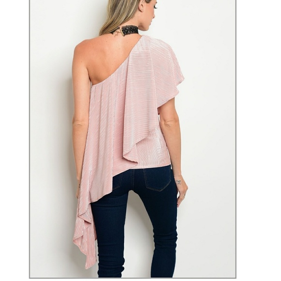 ♡♡Blush ruffle one shoulder - Picture 2 of 3